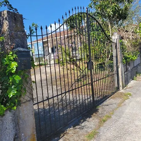 Peregrina Ourense